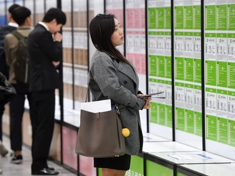 Tốt Nghiệp Đại Học Thất Nghiệp Cao Hơn Người Có Bằng Cấp 2 Tại Hàn Quốc
